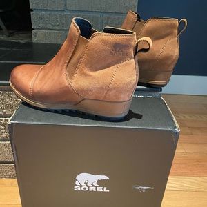 Sorel Evie Boots